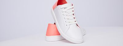 White Red Sneaker 3