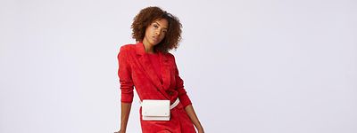 Kara Red Look with Wooden Box